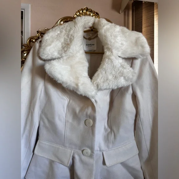 Bebe Y2K fur jacket coat white furry faux fur flattering fit - Picture 2 of 5